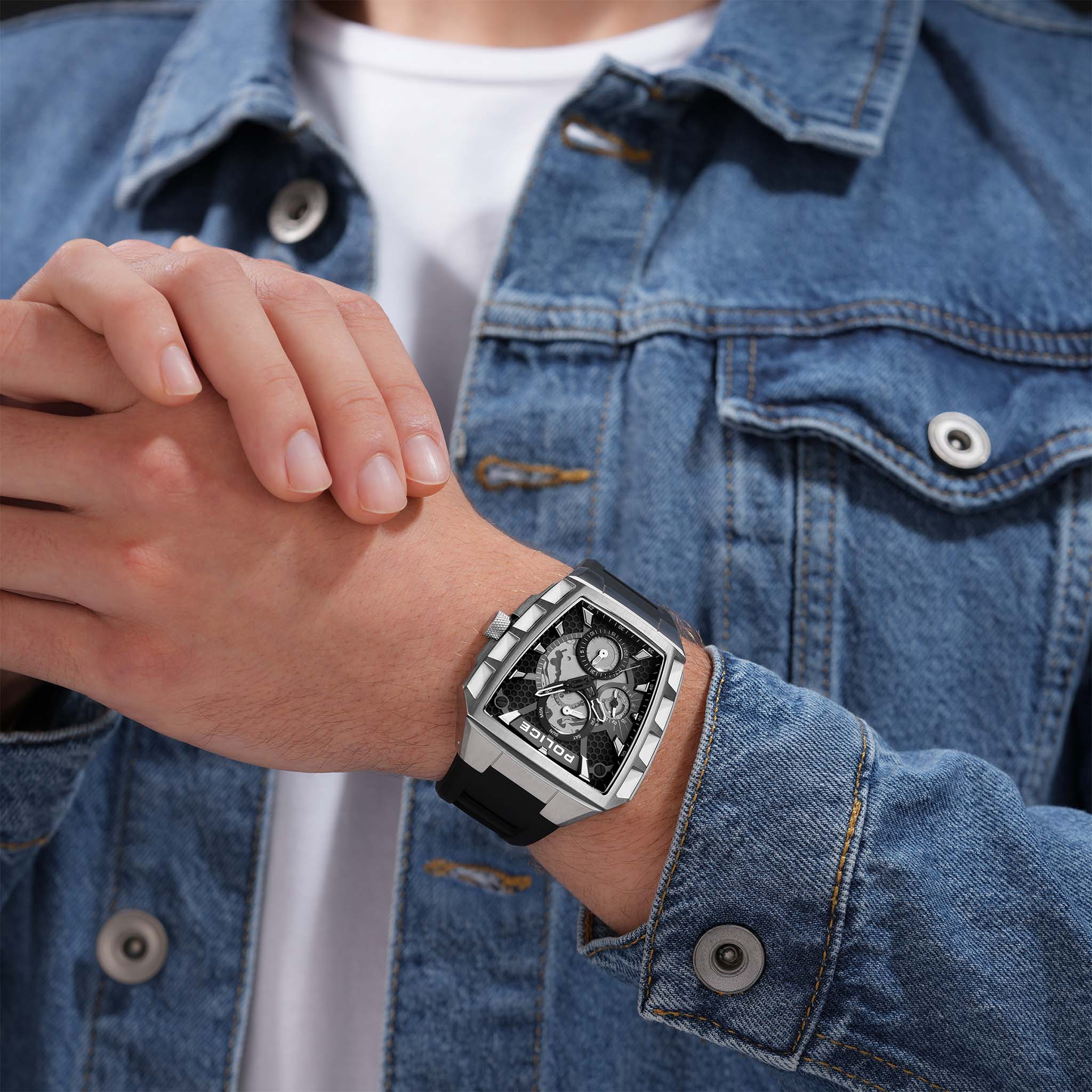 Police Silicone Black Dial Men's Watch - PEWGQ0056809
